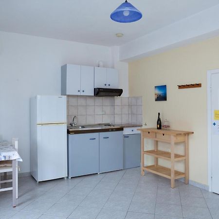 Natassa Apartments Agia Efimia Exterior photo