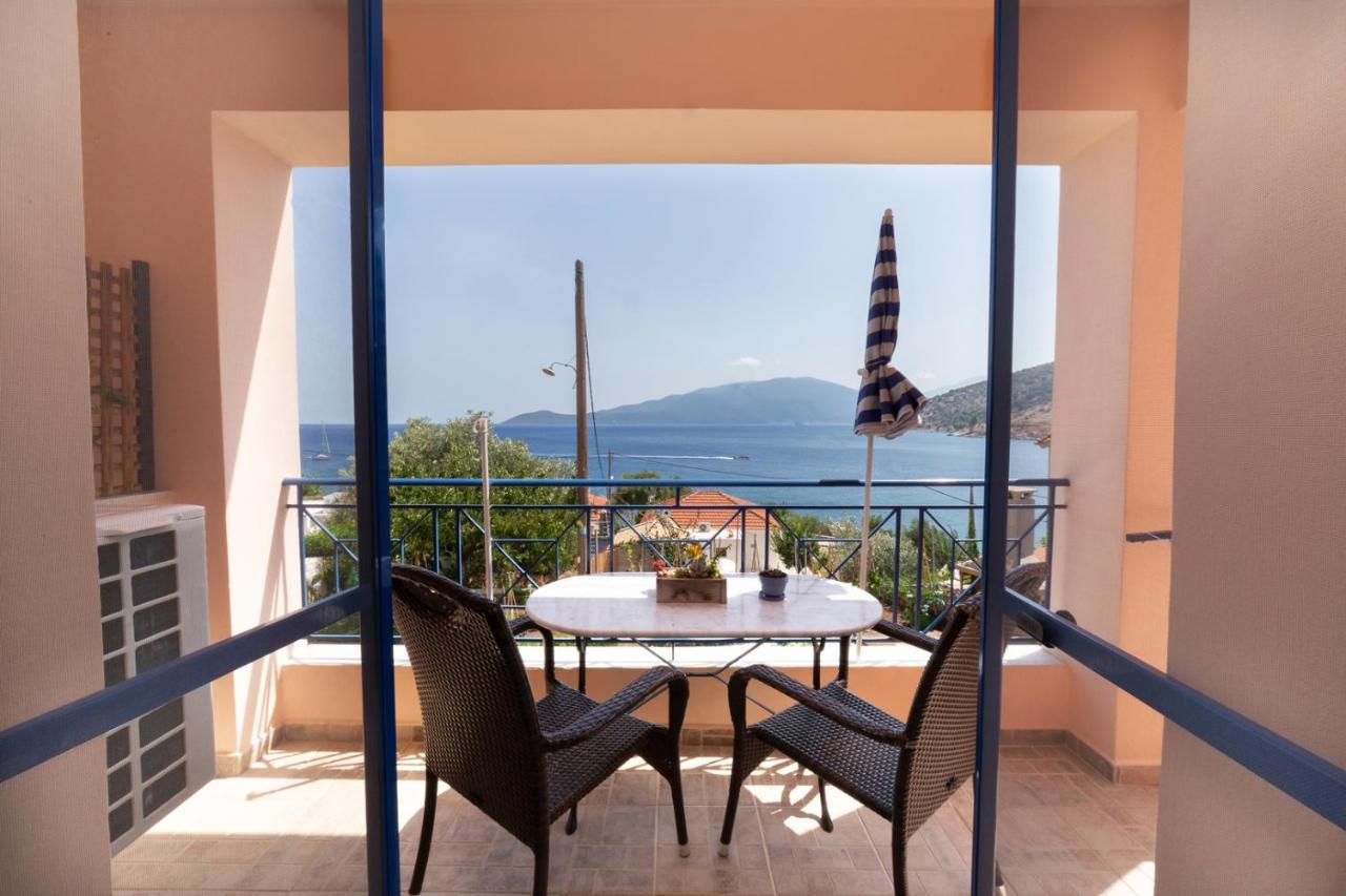 Natassa Apartments Agia Efimia Exterior photo