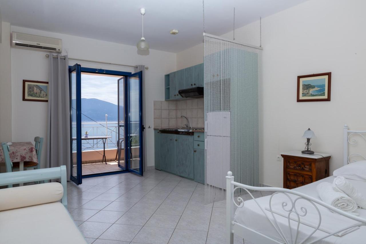 Natassa Apartments Agia Efimia Exterior photo