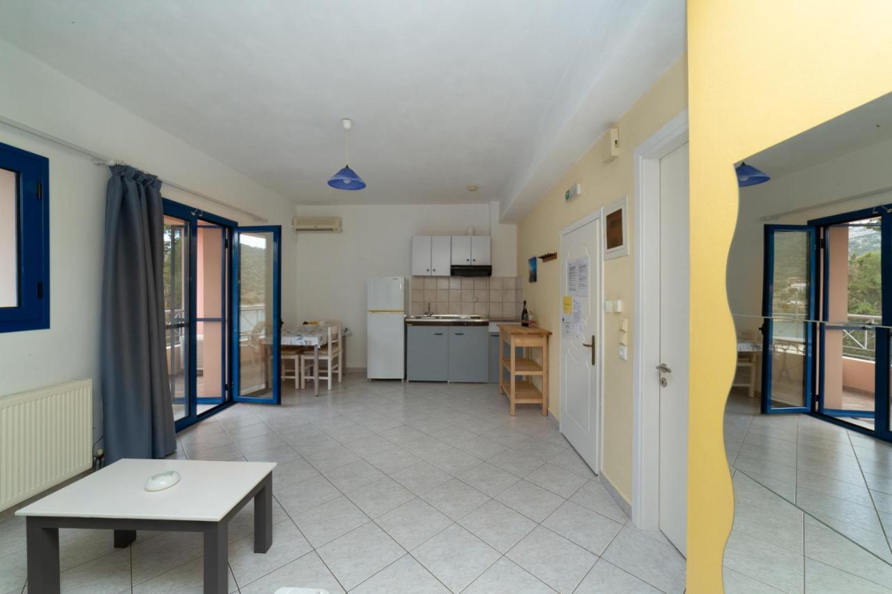 Natassa Apartments Agia Efimia Exterior photo