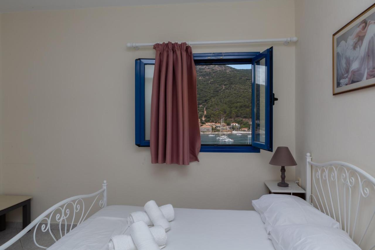 Natassa Apartments Agia Efimia Exterior photo